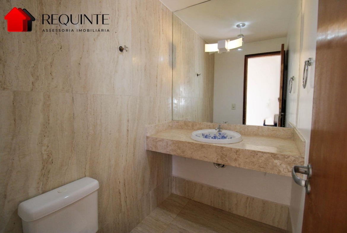 Condominio Ville de Montagner, Casa com 04 Quartos suítes e 04 vagas – Jardim Botânico