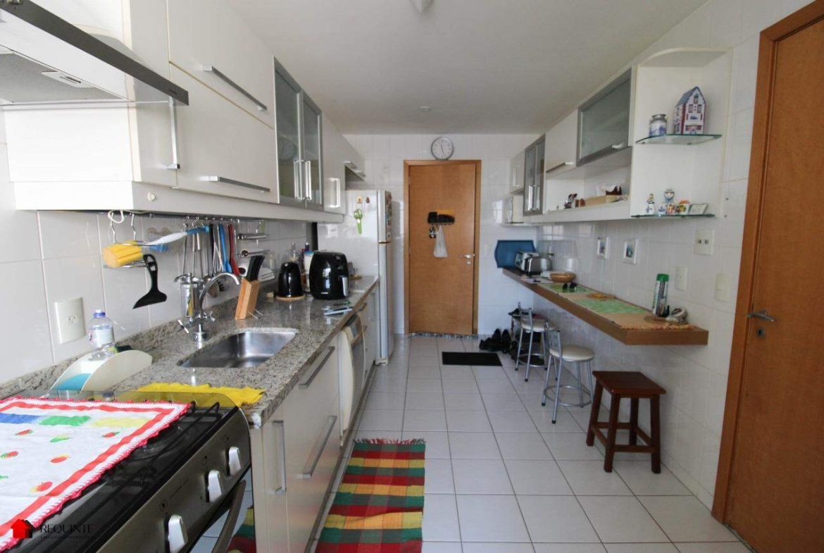 SQB Quadra 01 – 04 quartos, 02 suítes, 02 garagens, varanda e lazer 139m², Guara