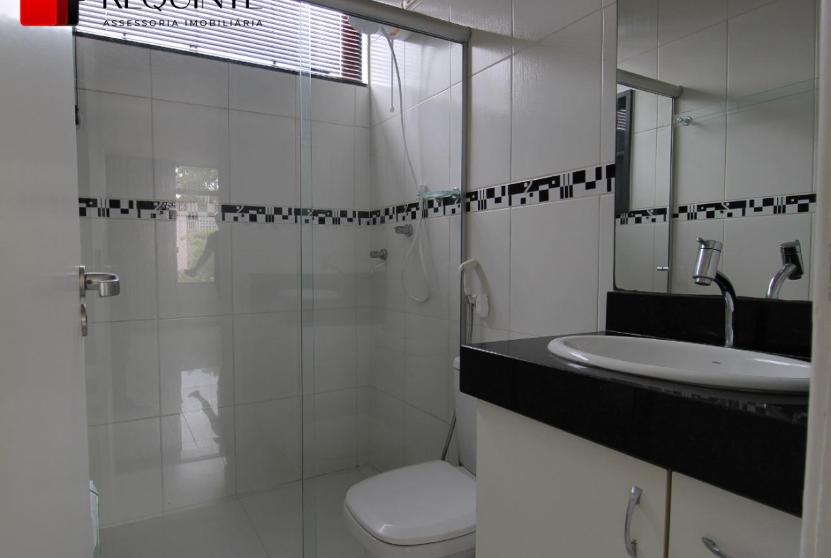 SQS 413 – 02 quartos, 01 banheiros, REFORMADO e Vazado 49,50m²- Asa Sul