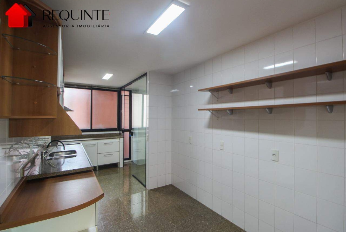 SQN 213 – Ed. Via Mirante do Parque, 4 quartos, 2 Vagas e 180m² – Asa Norte