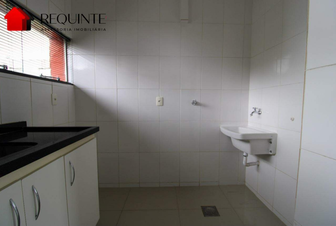 SQS 413 – 02 quartos, 01 banheiros, REFORMADO e Vazado 49,50m²- Asa Sul