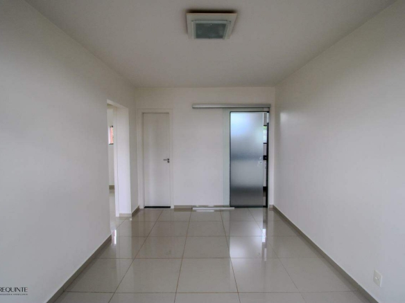 SQS 413 – 02 quartos, 01 banheiros, REFORMADO e Vazado 49,50m²- Asa Sul