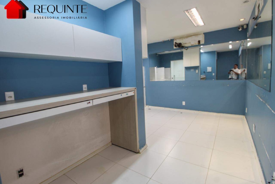CLSW 105 BL. C, Ed. Diana hall, 02 Lojas térrea, 60 m², Sudoeste