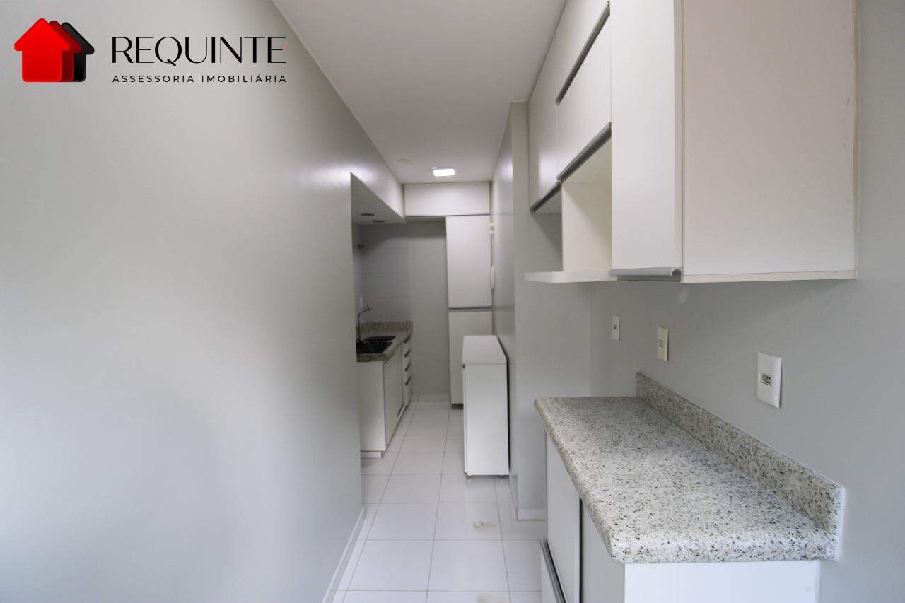 SQN 216, BLOCO A – Reformado, 01 Quarto, 01 Vaga de garagem, Vista livre com elevador – 42m²