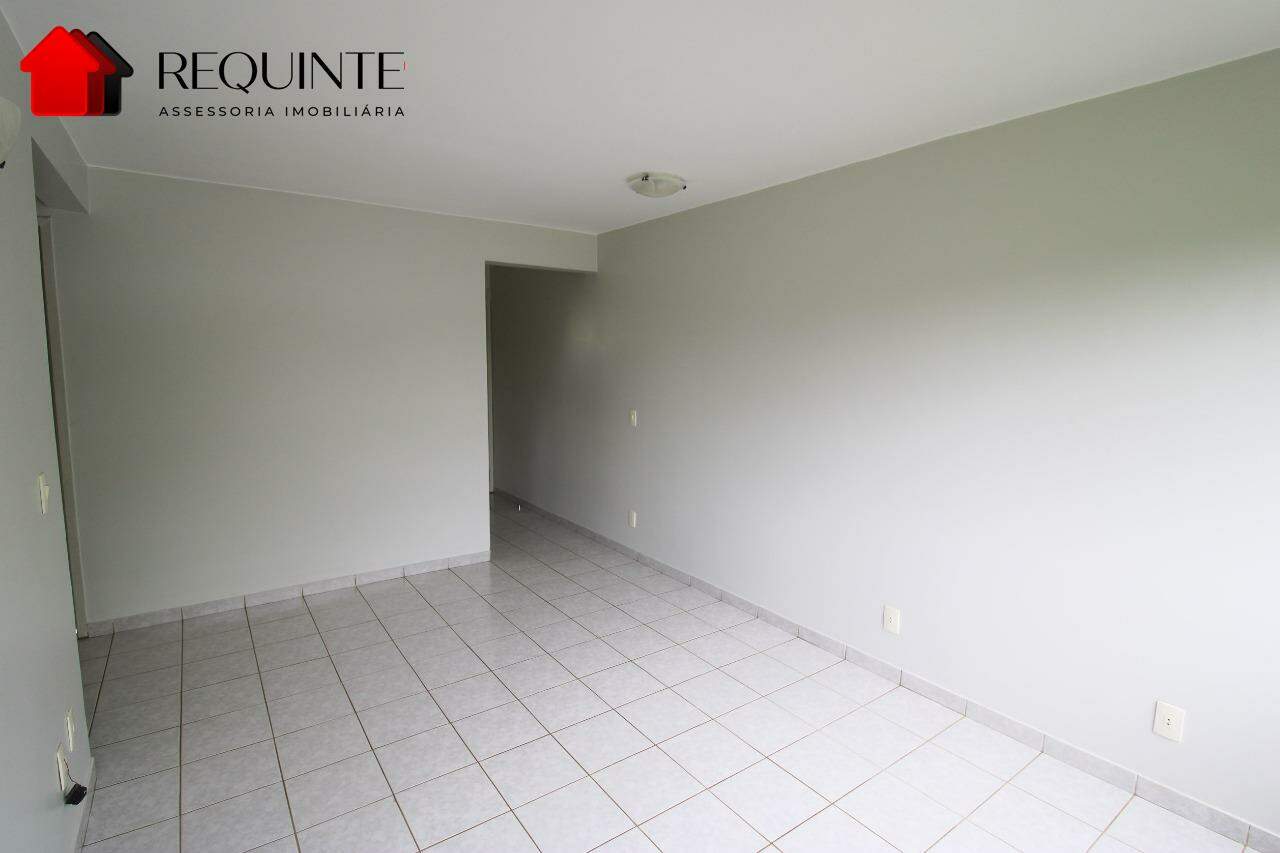 7rja-img-3873-1779136910 SQN 410 Bloco H – 02 Quartos, vazado, andar alto com vista livre, 44m²– Asa Norte