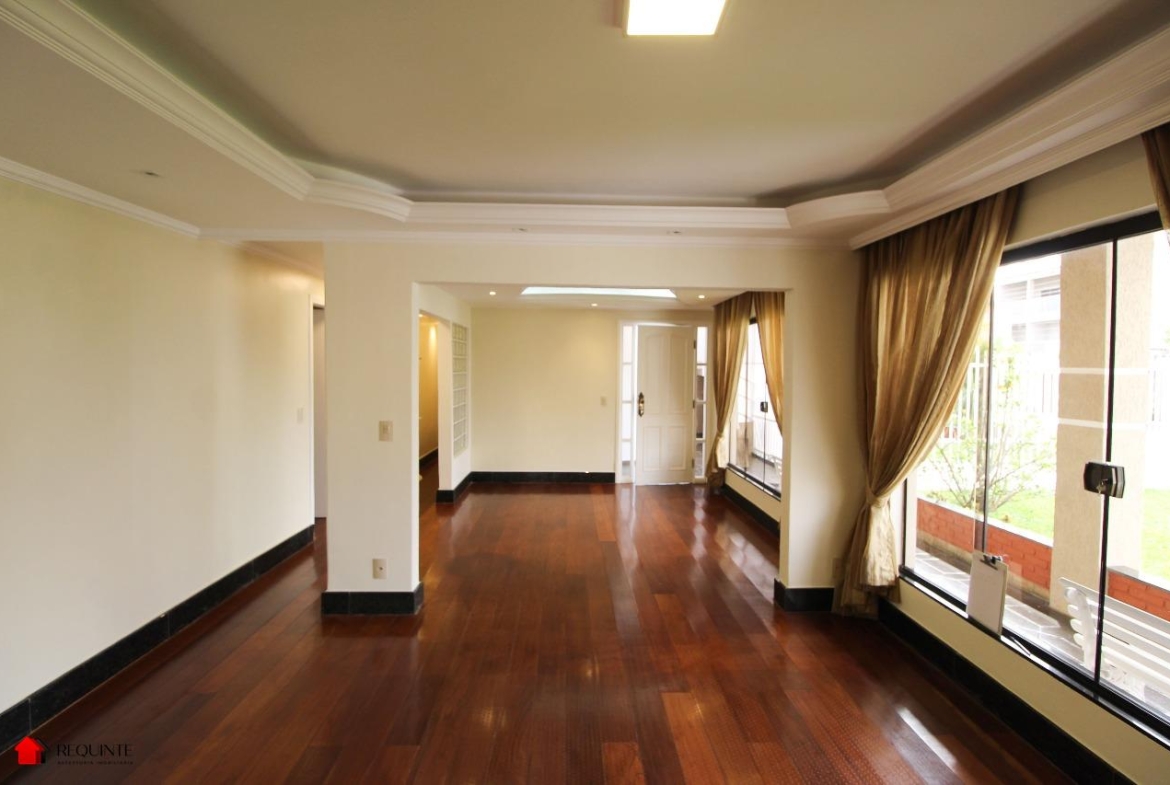 SRIA QE 04, Casa térrea com 03 Quartos suítes e garagem, Guara I