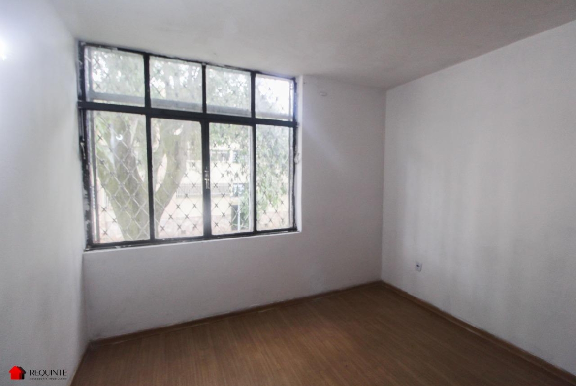 SQS 410 BL. J – Ótimo estado, 02 Quartos + deposito no subsolo, 60 m²- Asa Sul