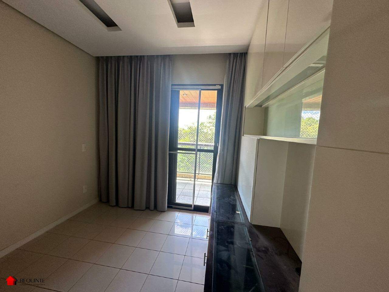 SQN 209 – Ed. Paço Imperial 4 quartos 4 suítes e 2 Vagas 201,60 m², Nascente e livre, Asa Norte