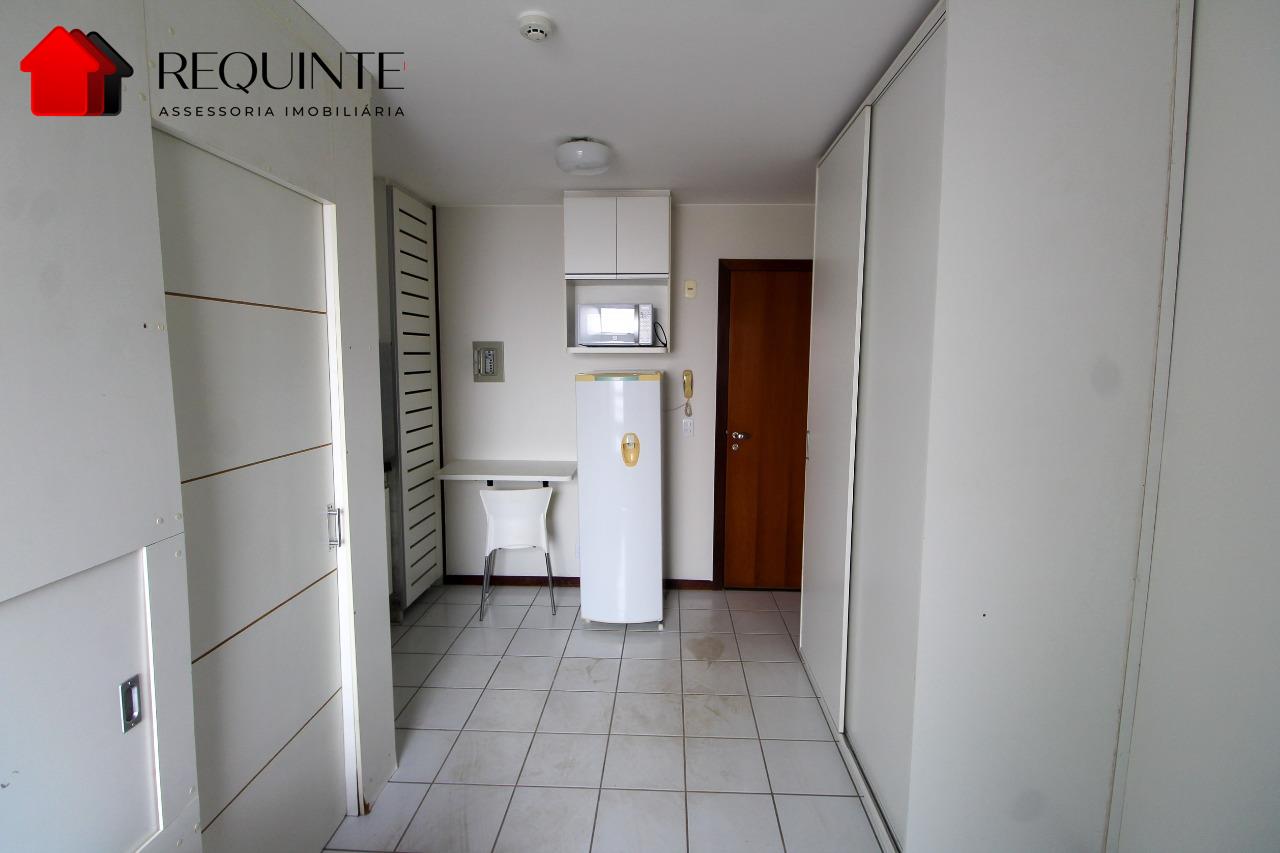 aziiq-img-8038-1776281493 SEPS 712/912 – Ed. Grand Ville, 01 quarto, suíte e garagem – Asa Sul