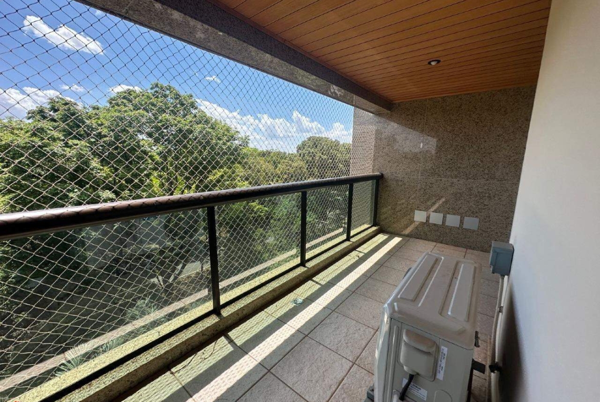 SQN 209 – Ed. Paço Imperial 4 quartos 4 suítes e 2 Vagas 201,60 m², Nascente e livre, Asa Norte