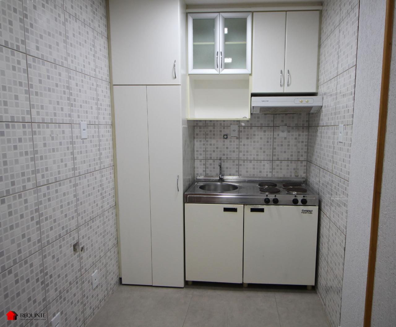 CCSW 05 BL. B – Ed. Beta Studios, 01 Quarto suíte, Com Garagem – Sudoeste.