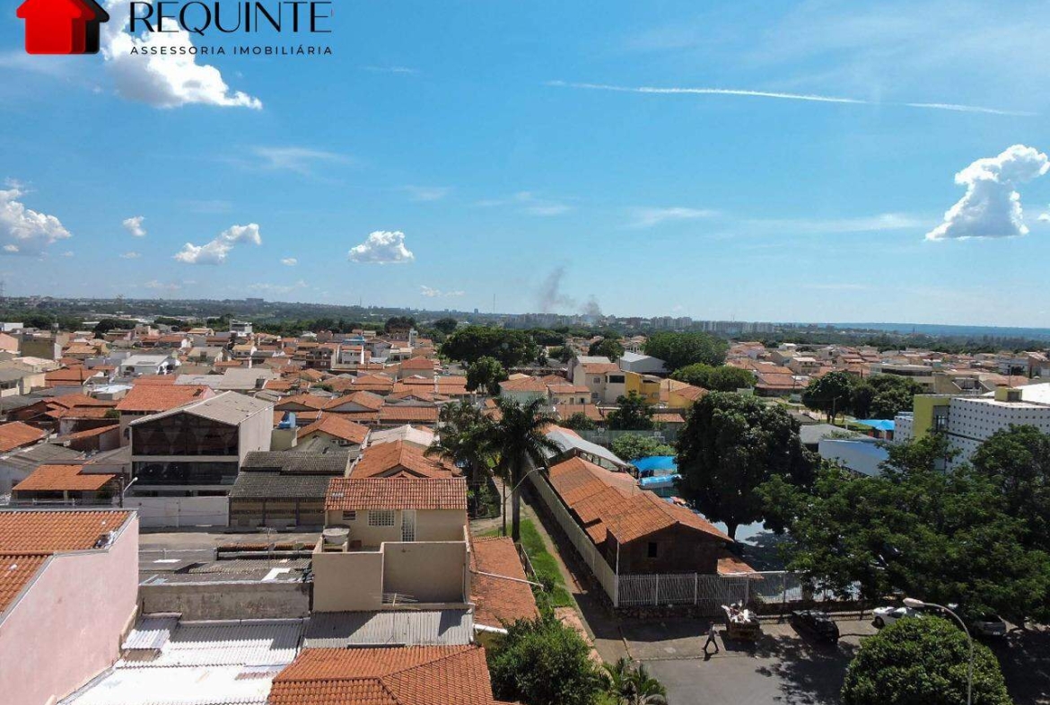 QI 23 – Ed. Guará Nobre, Apartamento 02 quartos, varanda e localização ao lado da estação do metrô
