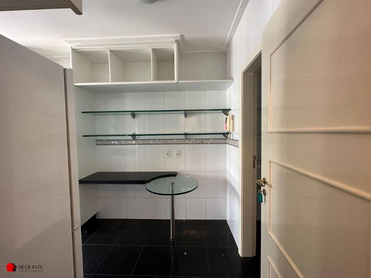 SQN 209 – Ed. Paço Imperial 4 quartos 4 suítes e 2 Vagas 201,60 m², Nascente e livre, Asa Norte