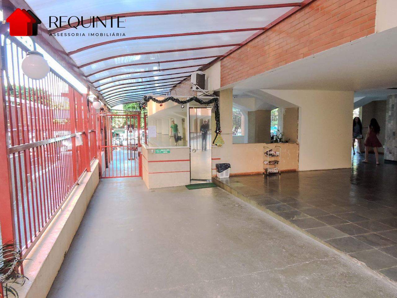 ev79wh-dscn018-1778782481 QI 23 – Ed. Guará Nobre, Apartamento 02 quartos, varanda e localização ao lado da estação do metrô