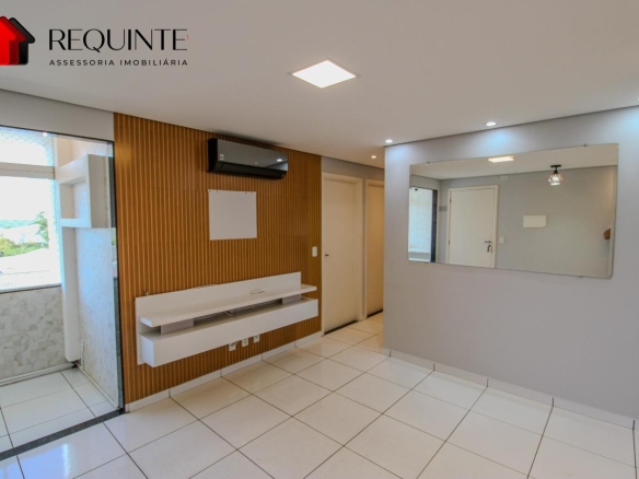 QC 11, Jardim Mangueiral, Apartamento reformado, 02 quartos, 01 vaga e lazer 47m²