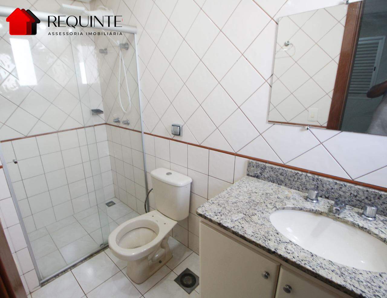 fp95nj-10-1778791693 Quadra 107 – Ed. Primavera – 03 Quartos, 01 Suíte e 02 vagas de garagem, 119m²