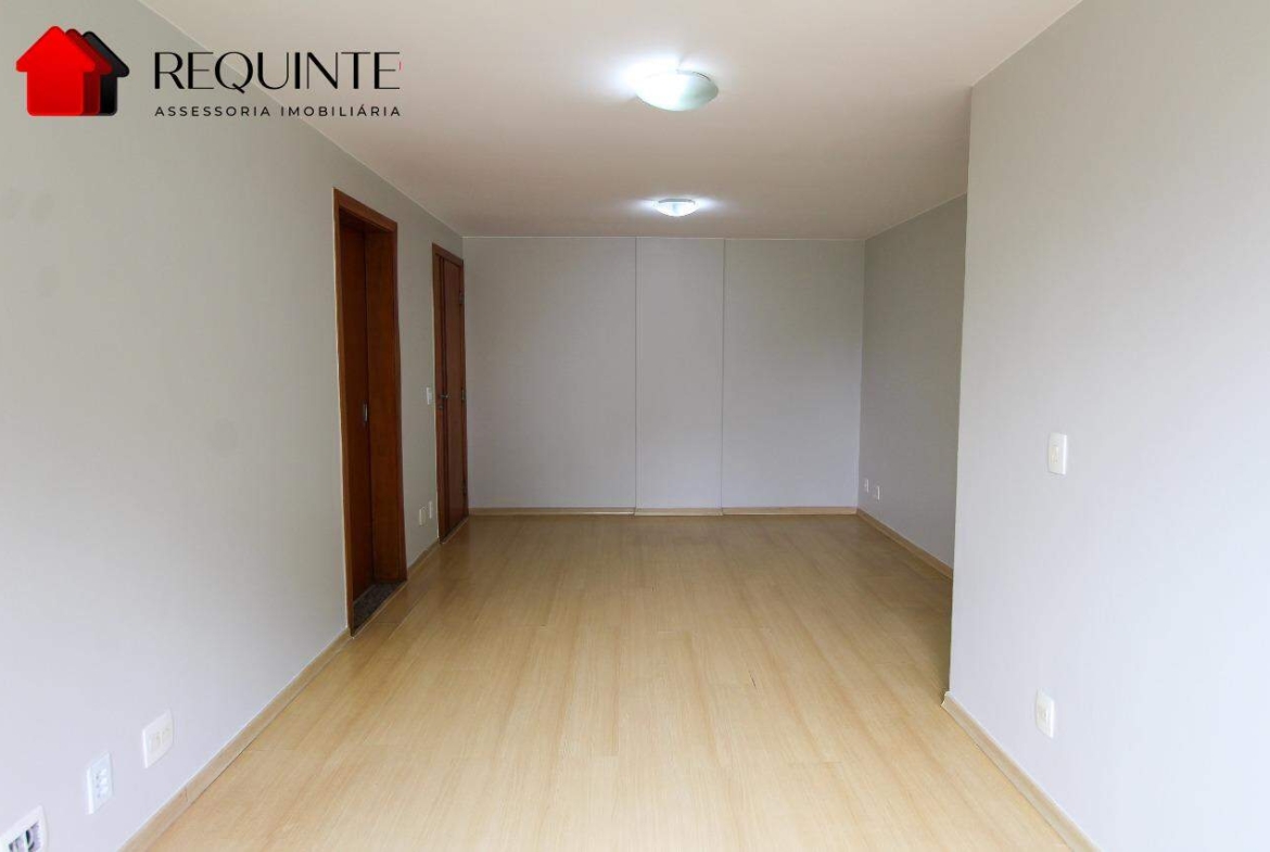 SQSW 301 – Ed. Porto Rico, 03 Quartos, 01 suíte e 01 garagem, 82m²– Sudoeste.