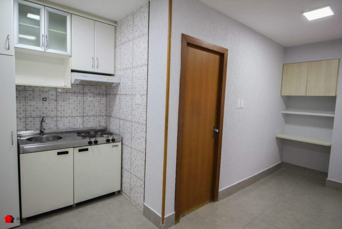 CCSW 05 BL. B – Ed. Beta Studios, 01 Quarto suíte, Com Garagem – Sudoeste.