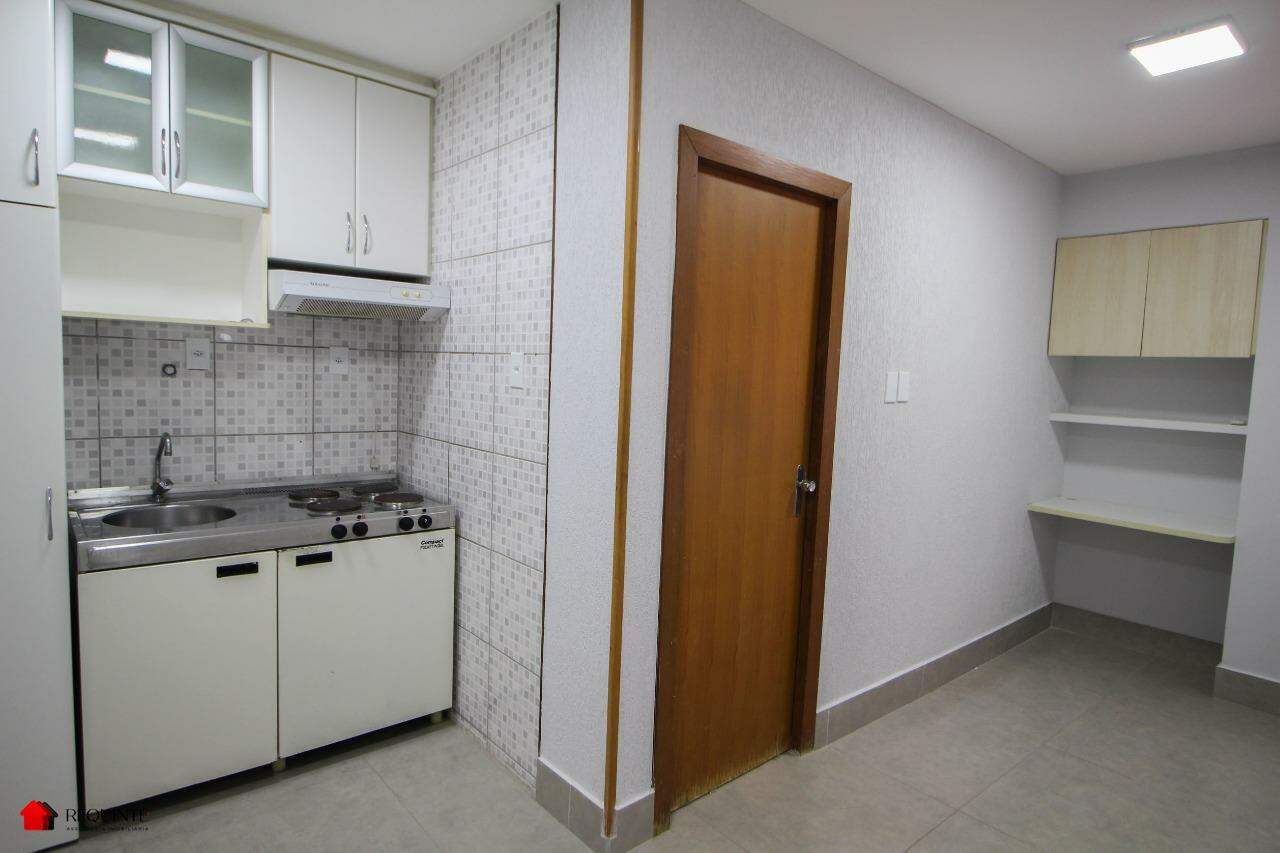 CCSW 05 BL. B – Ed. Beta Studios, 01 Quarto suíte, Com Garagem – Sudoeste.