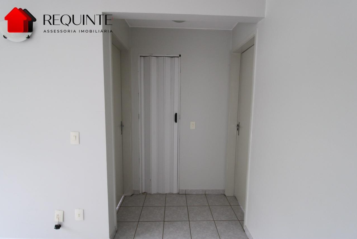 SQN 410 Bloco H – 02 Quartos, vazado, andar alto com vista livre, 44m²– Asa Norte