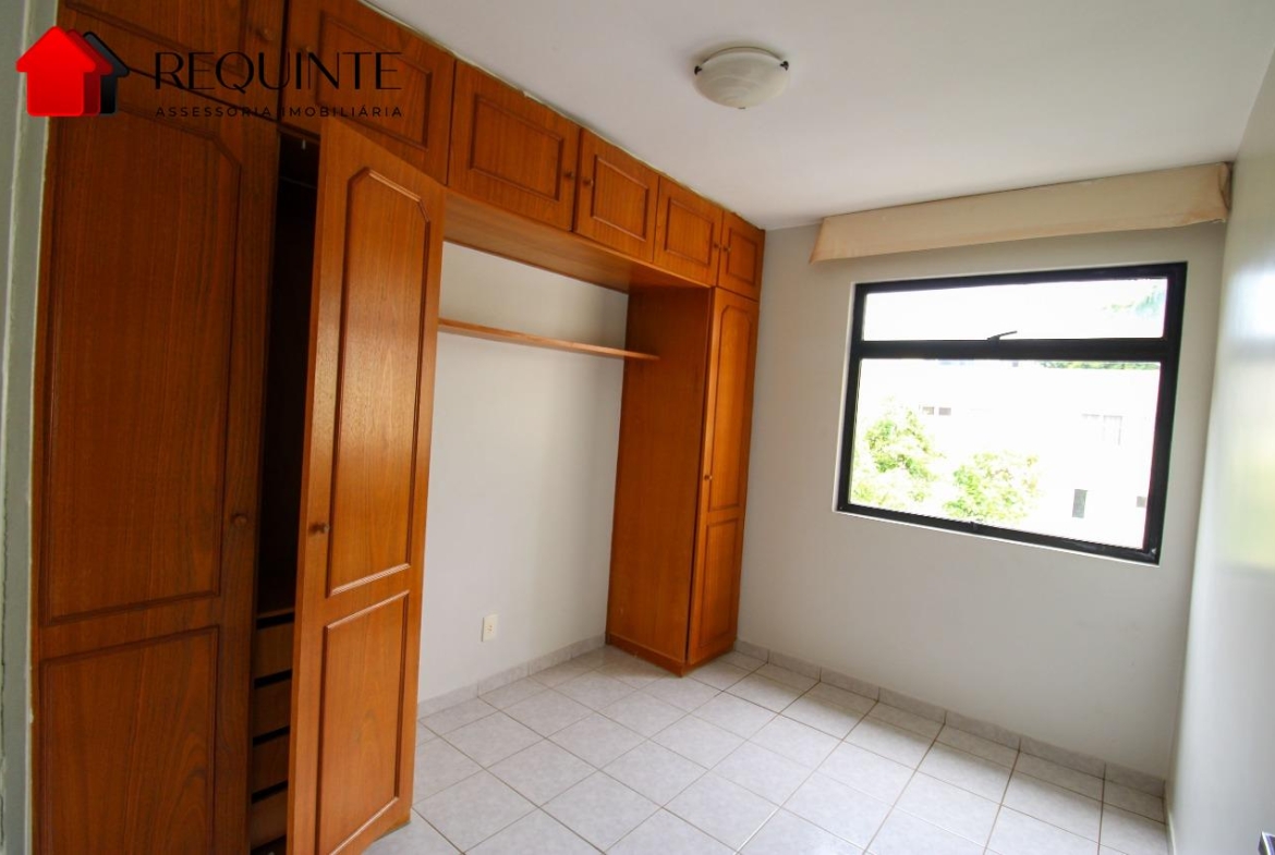 SQN 410 Bloco H – 02 Quartos, vazado, andar alto com vista livre, 44m²– Asa Norte
