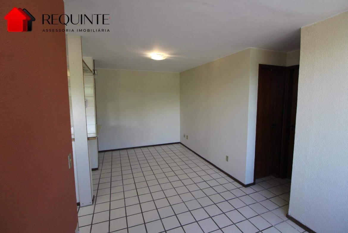 SHCGN 703, Bloco J – Ed. Residence Service, 02 Quartos, 55 m² – Asa Norte.