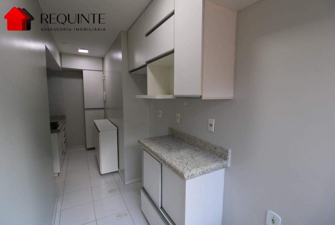 SQN 216, BLOCO A – Reformado, 01 Quarto, 01 Vaga de garagem, Vista livre com elevador – 42m²