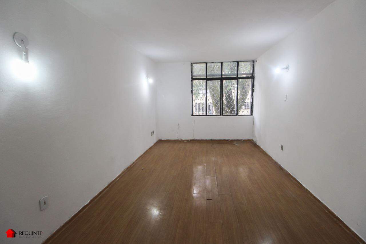 SQS 410 BL. J – Ótimo estado, 02 Quartos + deposito no subsolo, 60 m²- Asa Sul