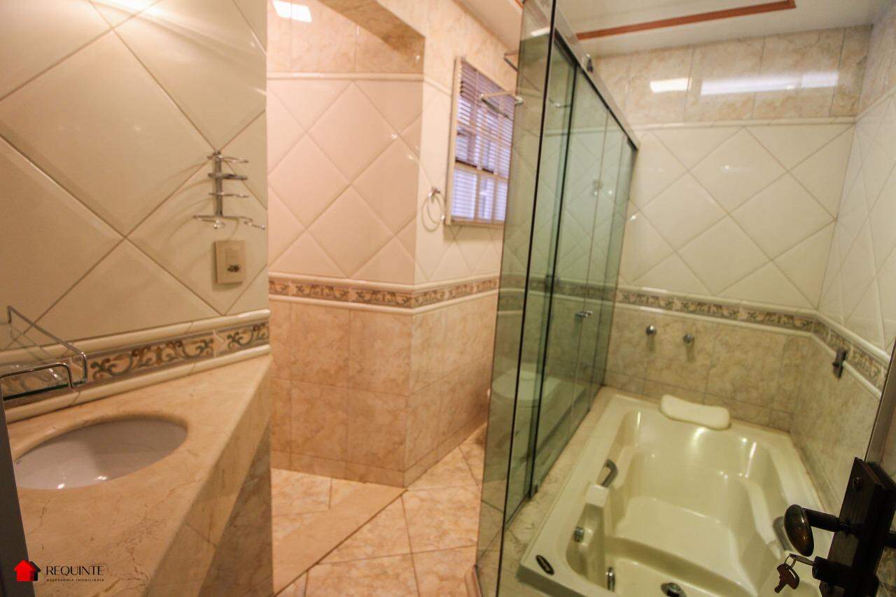 SRIA QE 04, Casa térrea com 03 Quartos suítes e garagem, Guara I