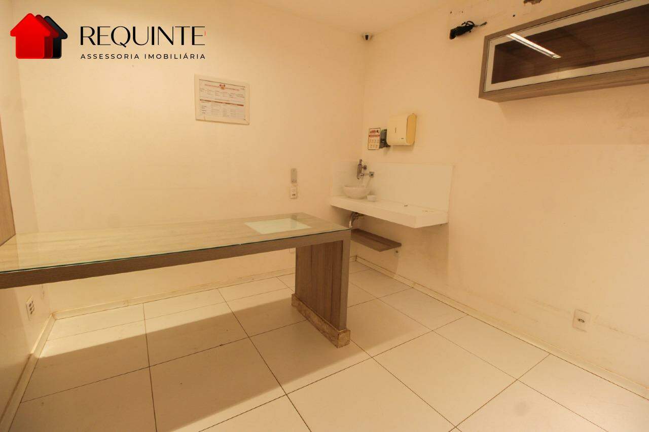mqrbf-14-1777581808 CLSW 105 BL. C, Ed. Diana hall, 02 Lojas térrea, 60 m², Sudoeste