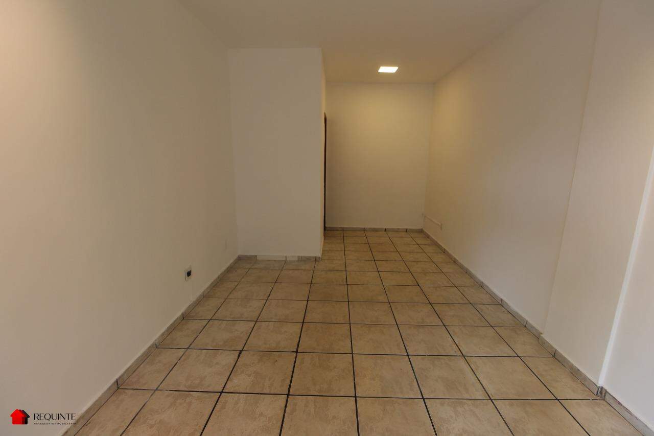 nt937-img-1708-1771506119-1 CLSW 102 Bloco B Ed. Phoenix, Loja no térreo reformada, 30m² – Sudoeste