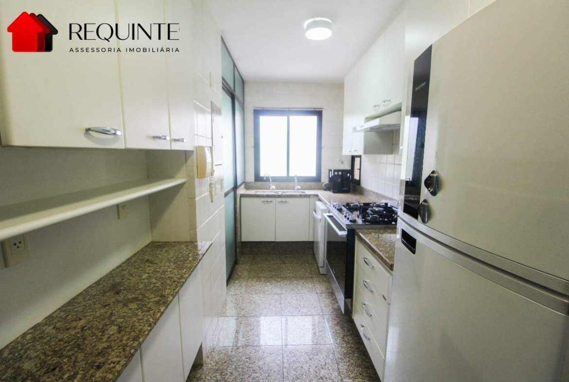 SQS 116 Bloco E – Ed. Cabrália, 04 quartos, 02 suíte, 02 vagas, 184m², Asa Sul