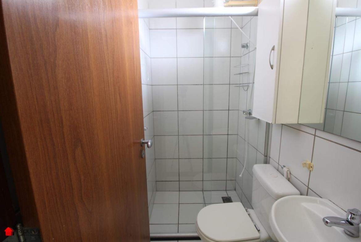 SGAN 912 Bloco F – Ed. Park Ville – Semi-Mobiliada, 01 Quarto e 01 vaga – Asa Norte