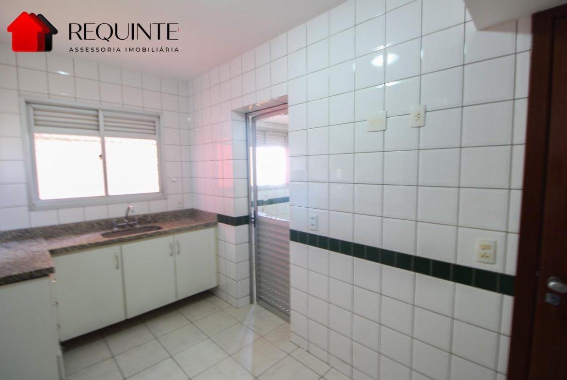 Quadra 107 – Ed. Primavera – 03 Quartos, 01 Suíte e 02 vagas de garagem, 119m²