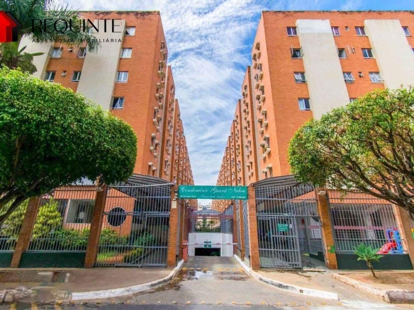 QI 23 – Ed. Guará Nobre, Apartamento 02 quartos, varanda e localização ao lado da estação do metrô