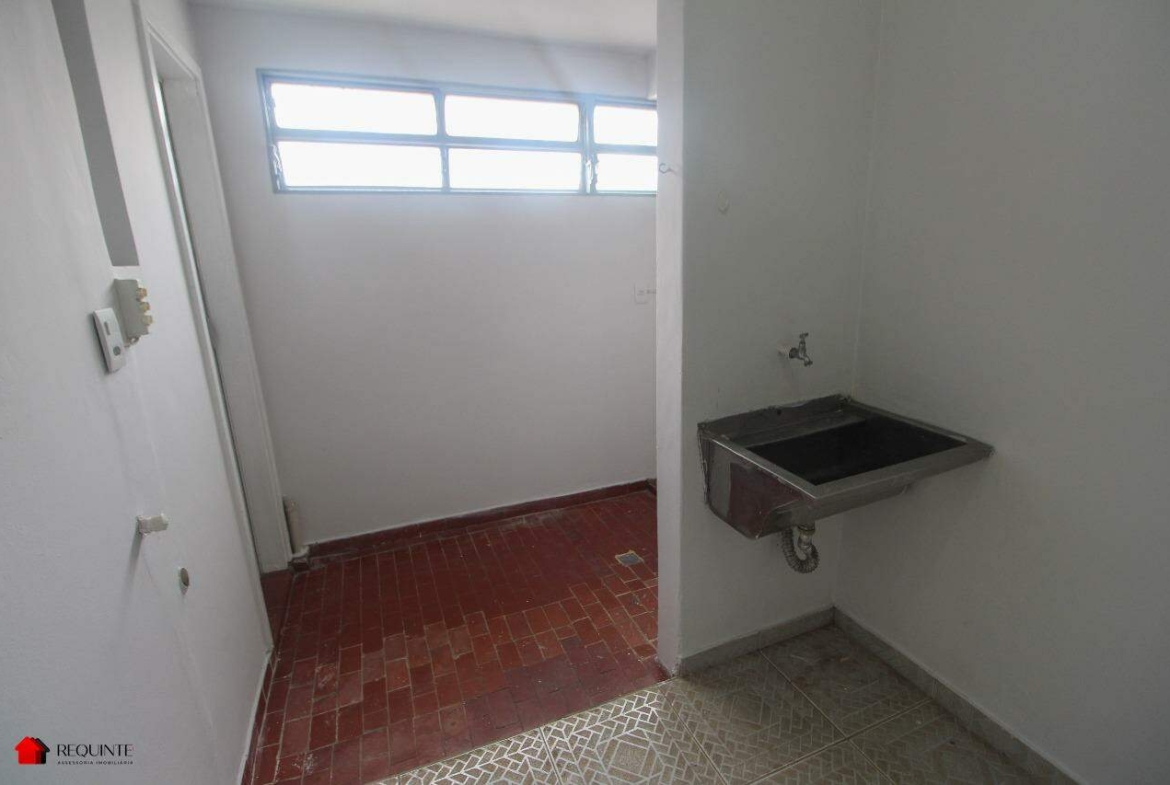 SQS 412, Bloco I – 03 Quartos mais DCE, Vazado, Nascente, vista livre 77m²