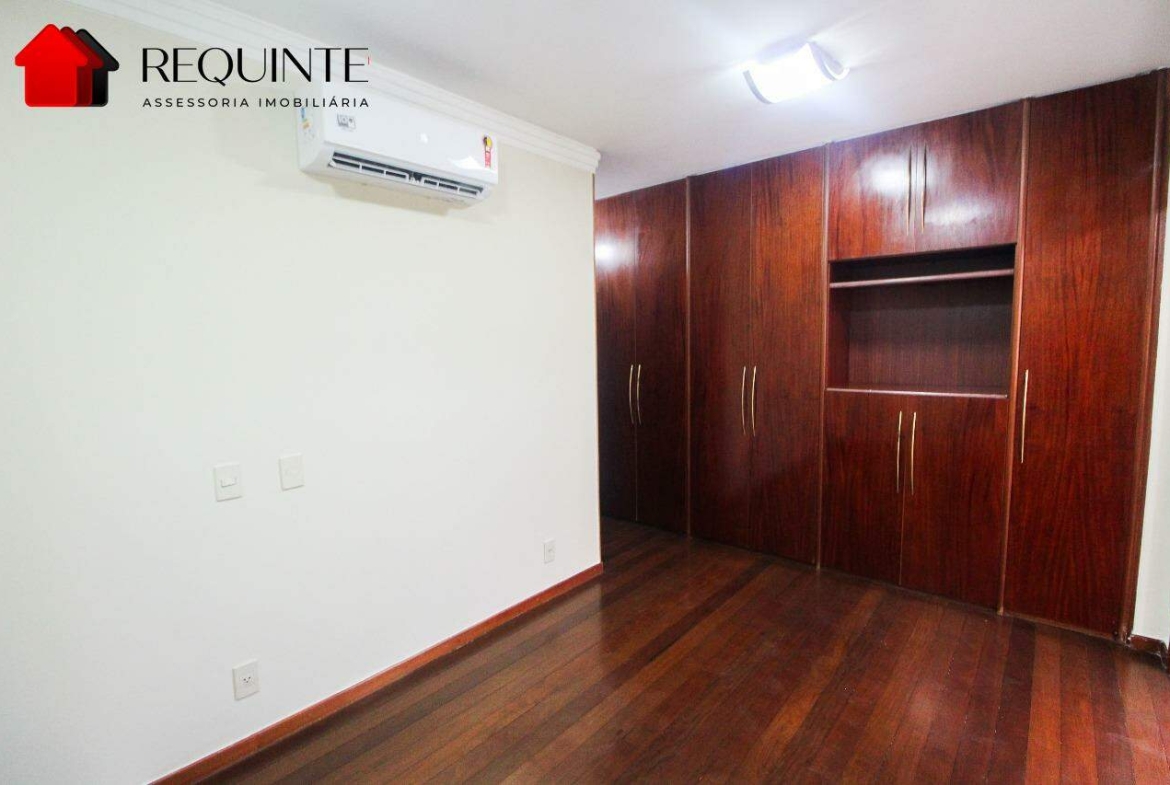 SQS 116 Bloco E – Ed. Cabrália, 04 quartos, 02 suíte, 02 vagas, 186m², Asa Sul