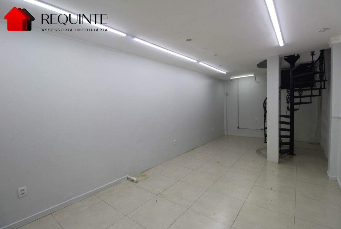 SCLS 308, BL. B – Loja Térrea com subsolo, 68m² – Asa Norte
