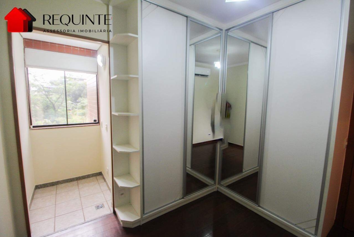 SQS 116 Bloco E – Ed. Cabrália, 04 quartos, 02 suíte, 02 vagas, 184m², Asa Sul