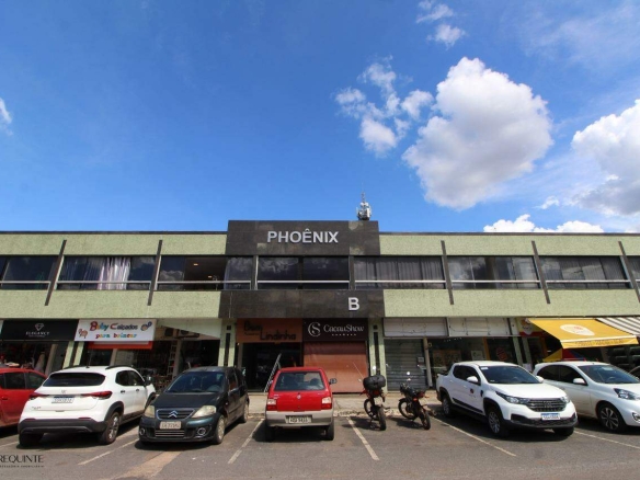 CLSW 102 Bloco B Ed. Phoenix, Loja no térreo reformada, 30m² – Sudoeste