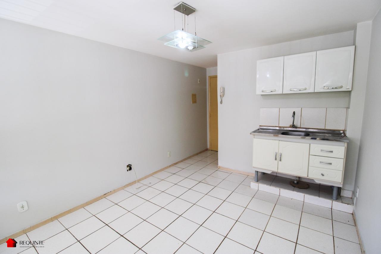 SCLN 410 Bloco C – Kitinete de 01 quarto, Asa Norte