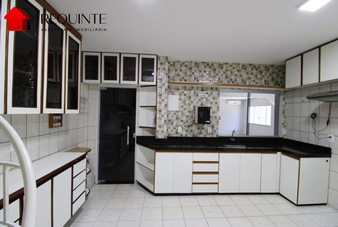 SHDB QL 32- Cond. Villages Alvorada, Casa Sobrado, 3 quartos, 1 suítes, Lago Sul