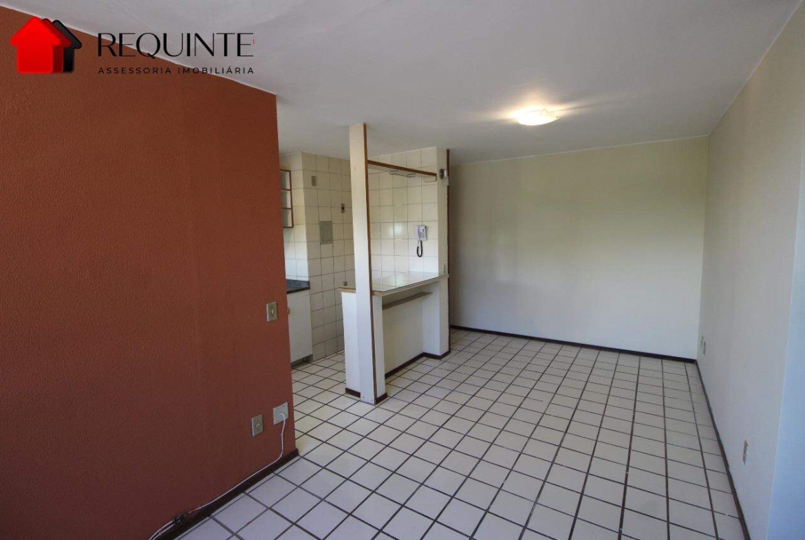 SHCGN 703, Bloco J – Ed. Residence Service, 02 Quartos, 55 m² – Asa Norte.