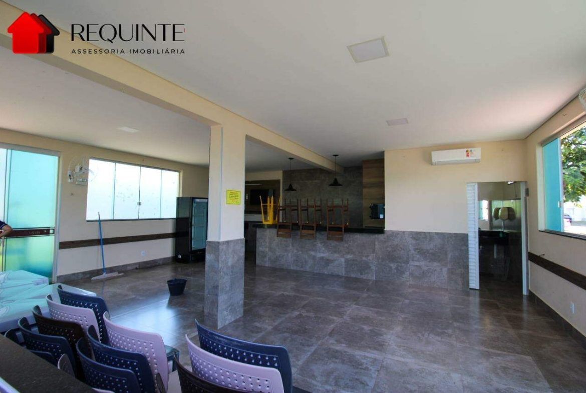 QC 11, Jardim Mangueiral, Apartamento reformado, 02 quartos, 01 vaga e lazer 47m²