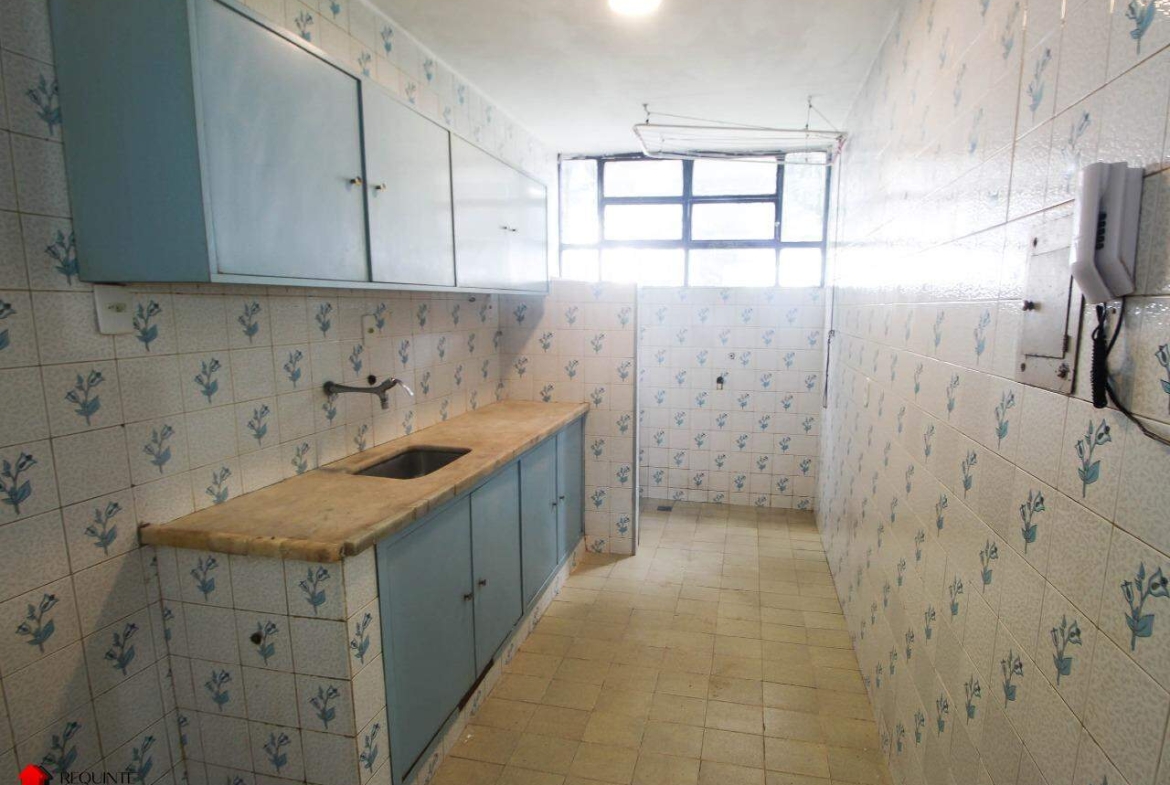 SQS 410 BL. J – Ótimo estado, 02 Quartos + deposito no subsolo, 60 m²- Asa Sul