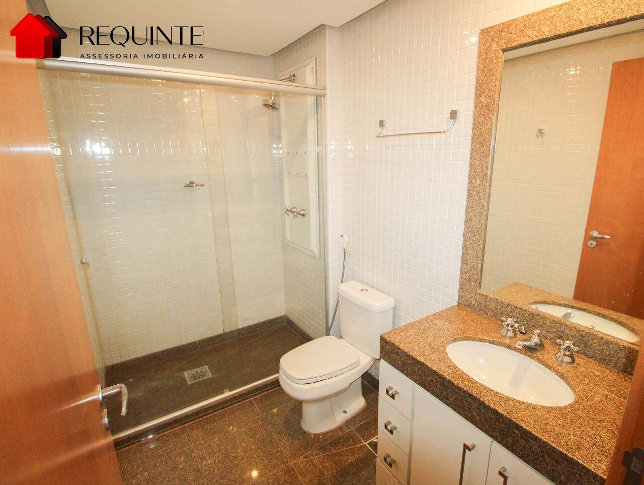 SQN 213 – Ed. Via Mirante do Parque, 4 quartos, 2 Vagas e 180m² – Asa Norte