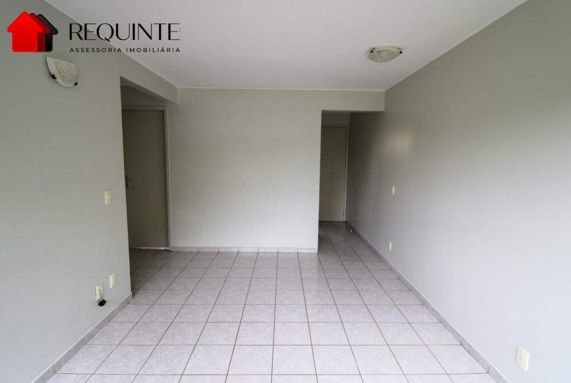 SQN 410 Bloco H – 02 Quartos, vazado, andar alto com vista livre, 44m²– Asa Norte