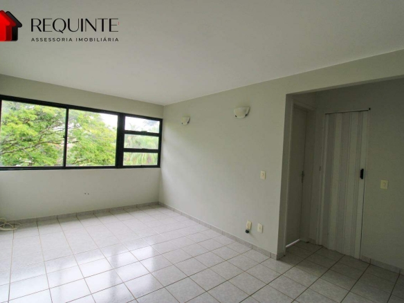 SQN 410 Bloco H – 02 Quartos, vazado, andar alto com vista livre, 44m²– Asa Norte