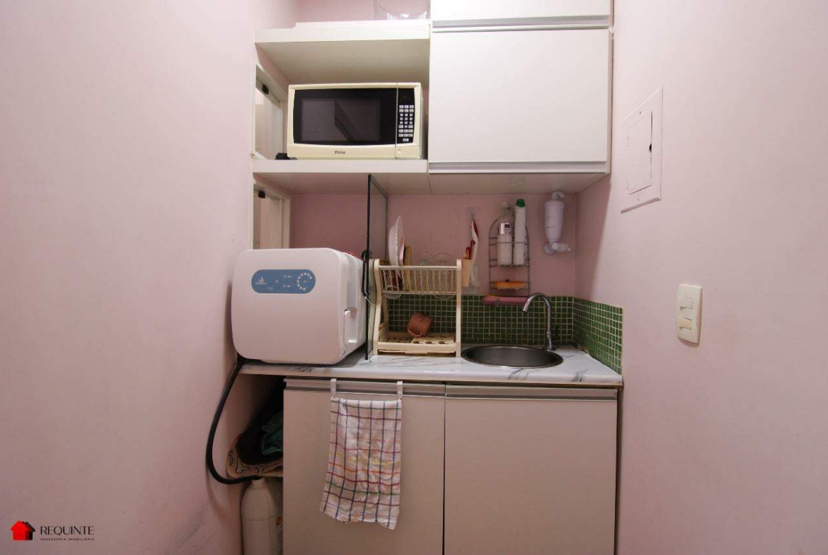 CLSW 302 Bloco C – Ed. Athenas. Sala comercial/ Kitinete dividida 33m², Sudoeste