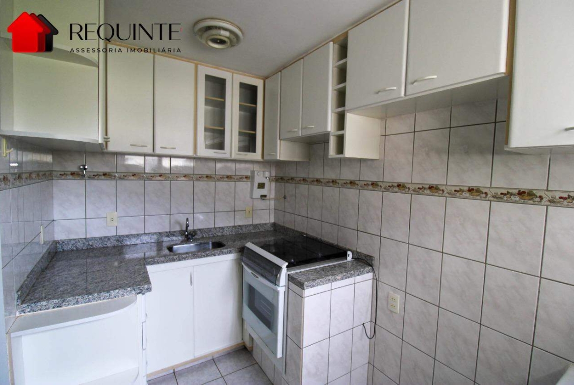 SQN 410 Bloco H – 02 Quartos, vazado, andar alto com vista livre, 44m²– Asa Norte